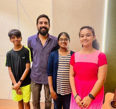 Kutti Chorus for #EnkilumChandrike 

Adithya Ajay, Gowri S Prijith, Sreya Rupesh.

#SpreadLove🫶